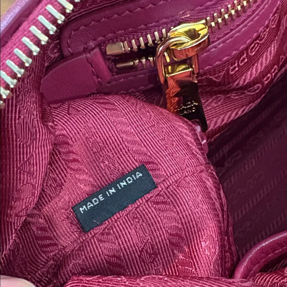 Authentic Prada Borsa Mano Ibisco Tessuto Purse with Strap - Picture 13 of 15